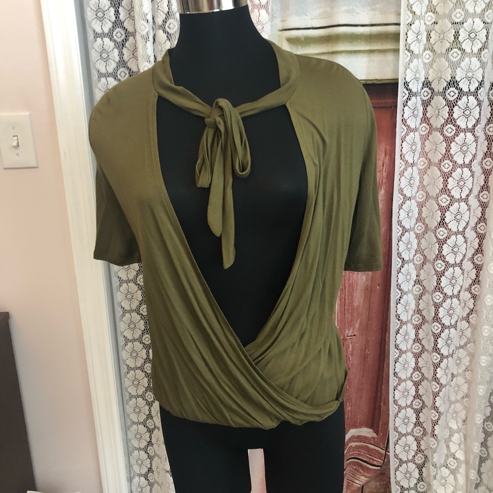 Green cotton shirt